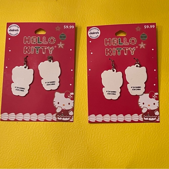 Hello Kitty Christmas earrings bundle - Picture 3 of 7